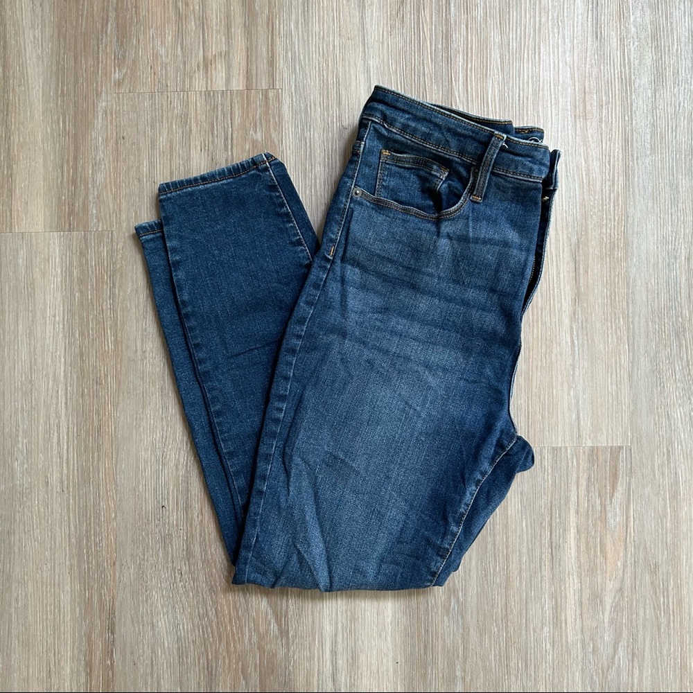 Universal Thread High Rise Skinny Jeans